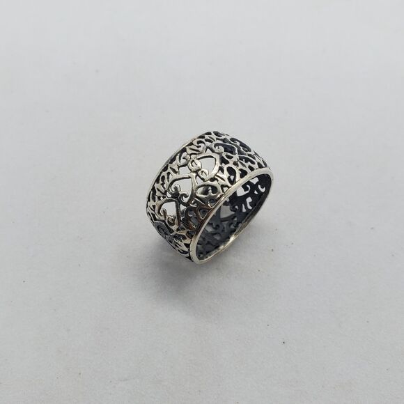 Jewelry - Sterling Silver Heart Ring Size 7.5